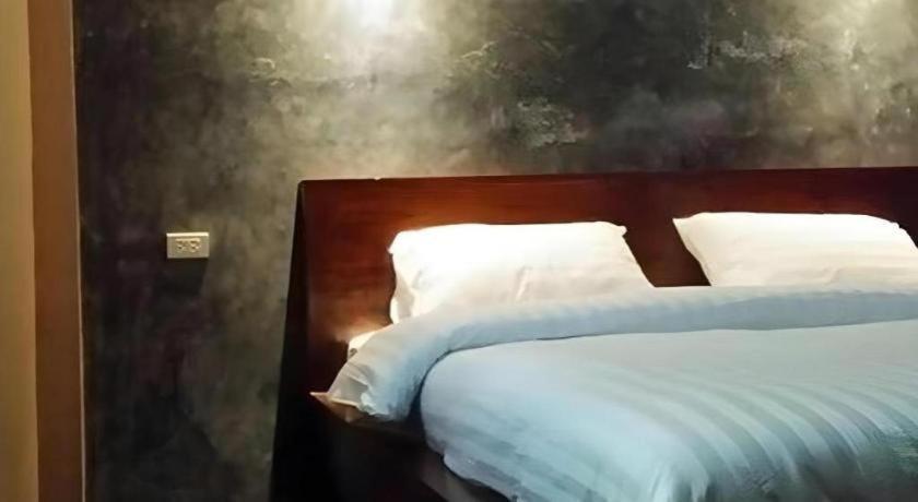 The Infinite Resort Nakhon Sawan Buitenkant foto