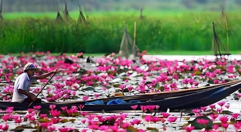 The Infinite Resort Nakhon Sawan Buitenkant foto