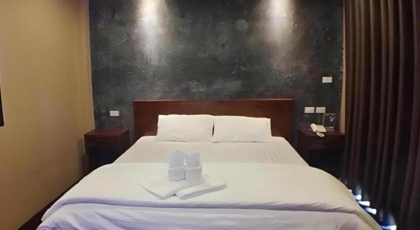 The Infinite Resort Nakhon Sawan Buitenkant foto