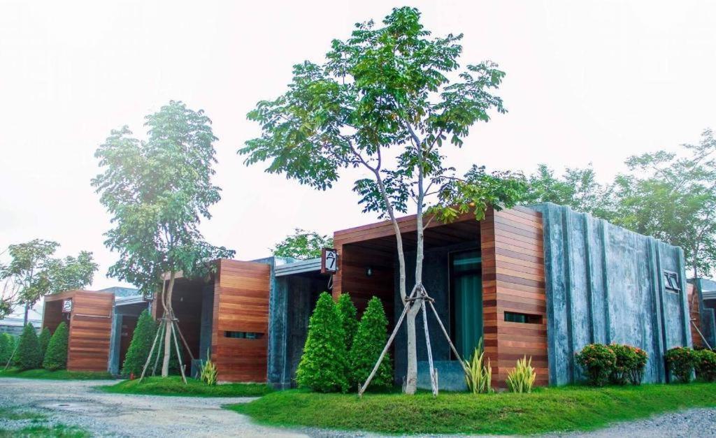The Infinite Resort Nakhon Sawan Buitenkant foto
