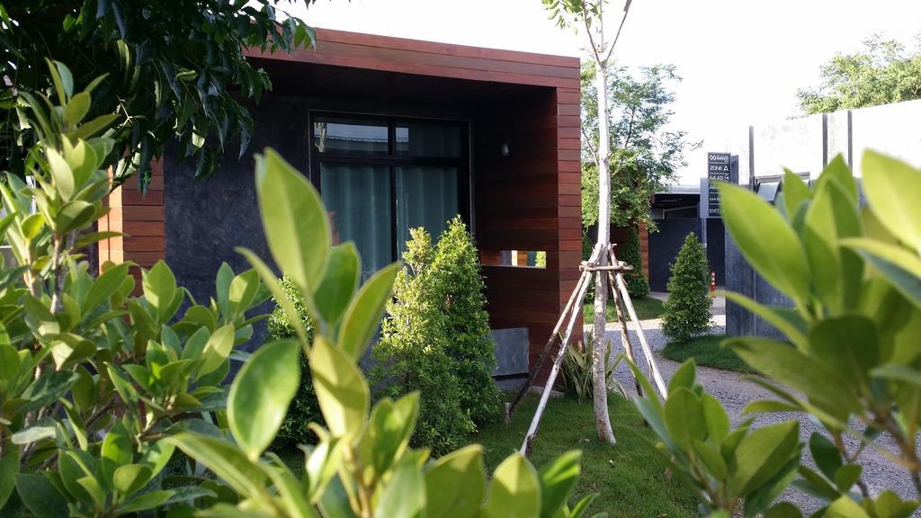 The Infinite Resort Nakhon Sawan Buitenkant foto