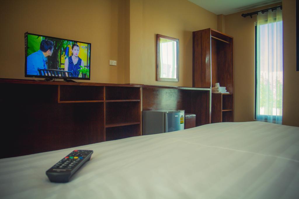The Infinite Resort Nakhon Sawan Buitenkant foto