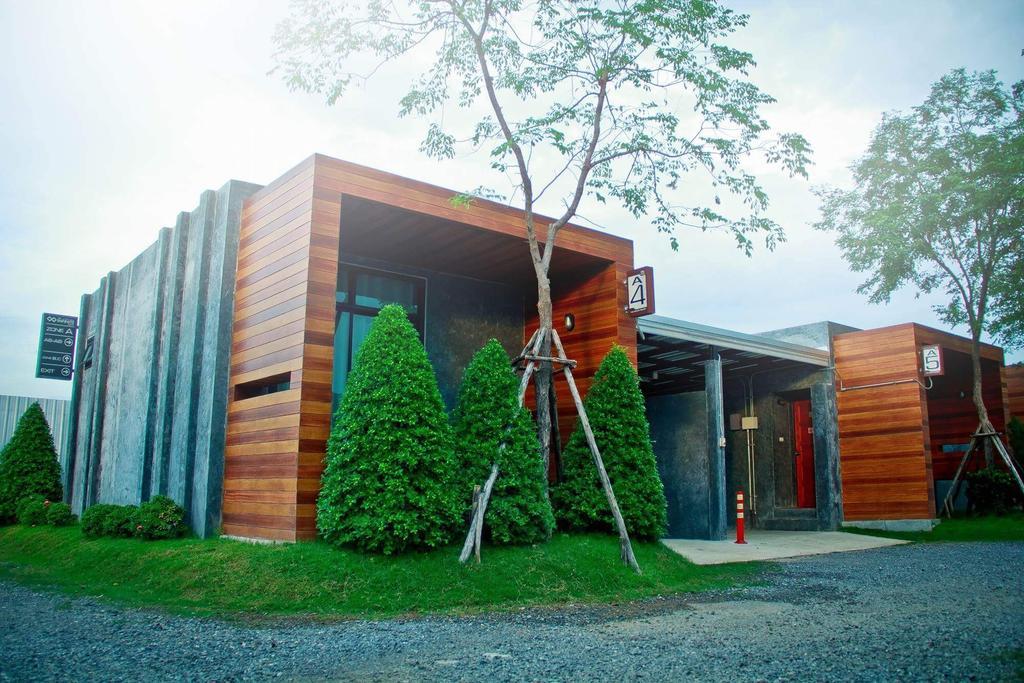 The Infinite Resort Nakhon Sawan Buitenkant foto